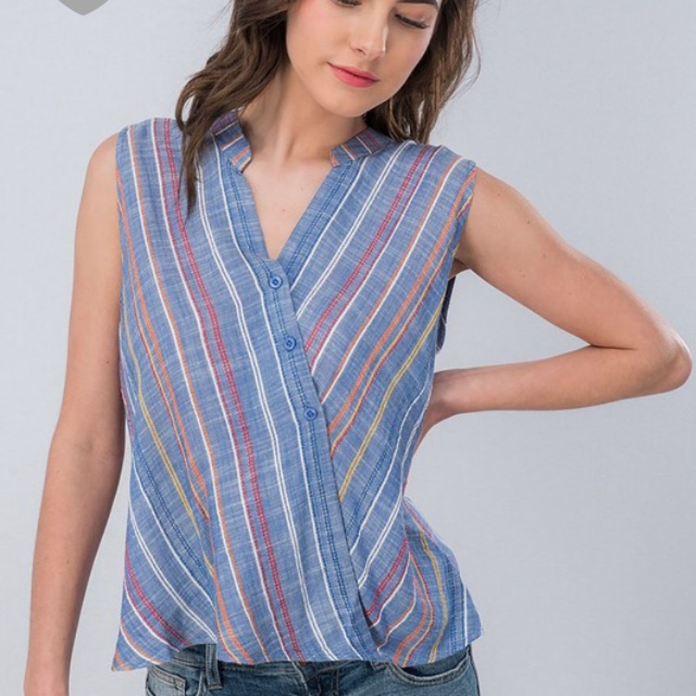 Striped mandarin collar surplice top ( 3 LEFT ))